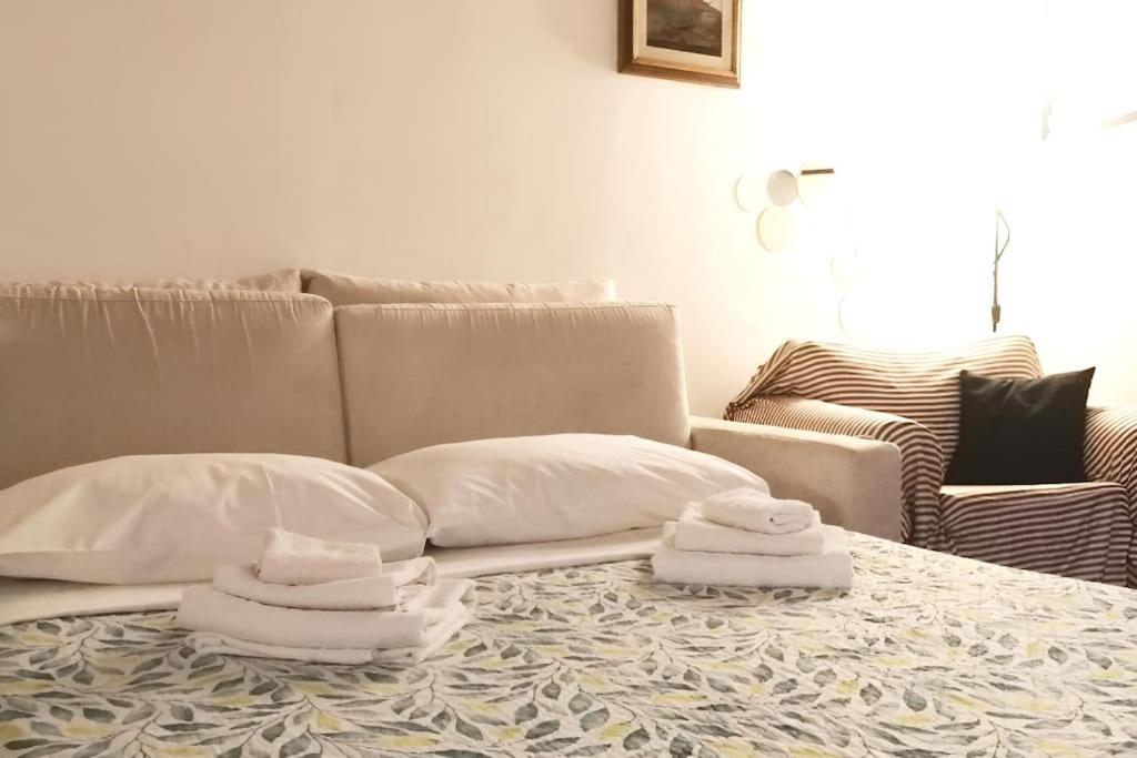 Cozy Apartment Near Train Station Florence Exterior photo